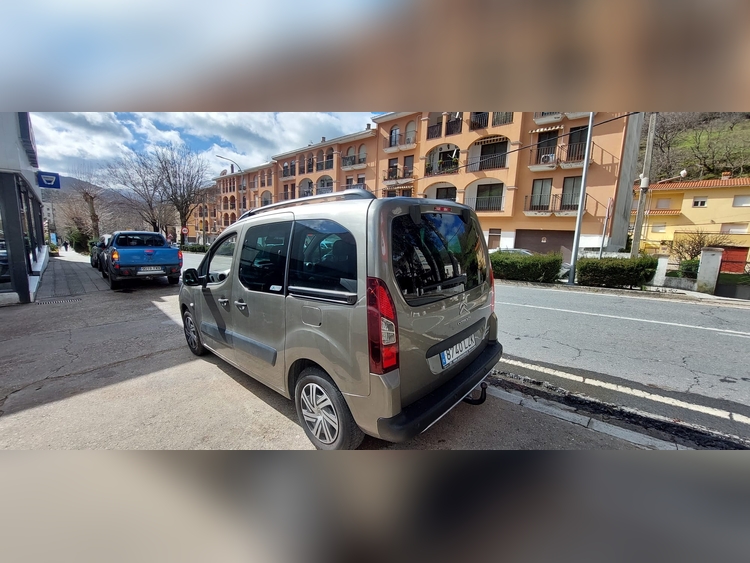 Citroen Berlingo 1.6 hdi 90cv foto 12